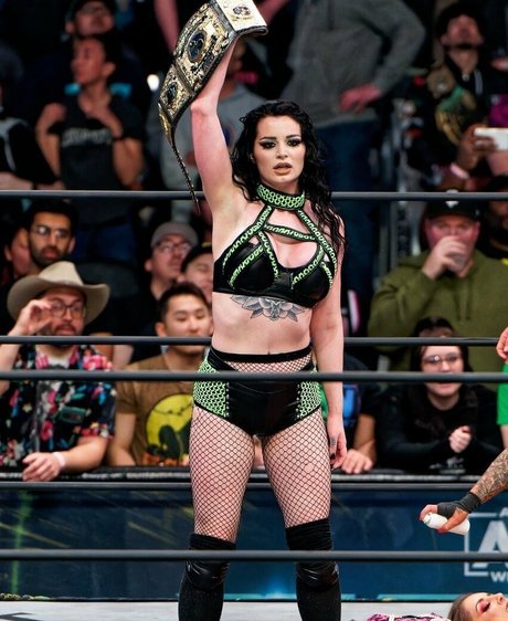 Saraya Bevis onlyfans leaked nude