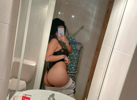 annieguzman ass onlyfans