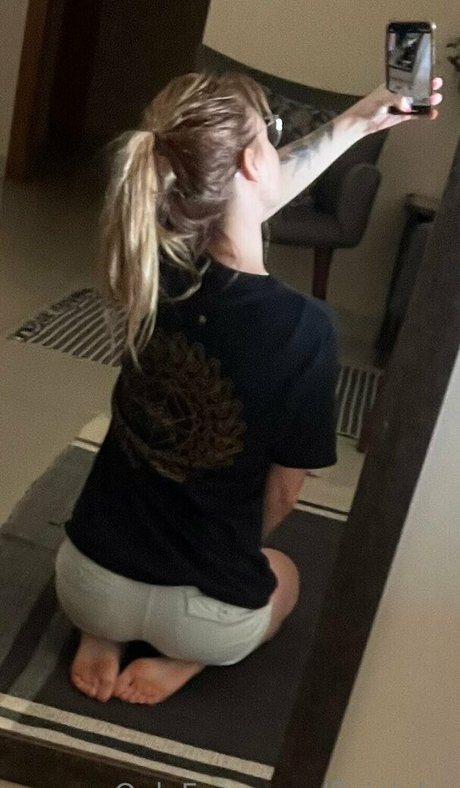 Flavia Sayuri onlyfans nudes