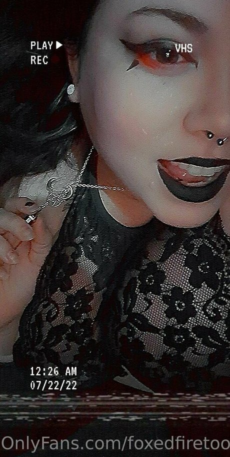 foxedfiretoo onlyfans content