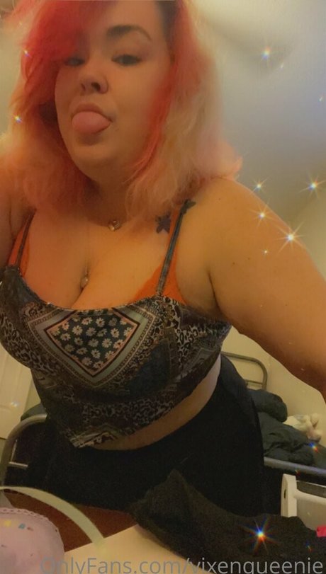 vixenqueenie onlyfans creator
