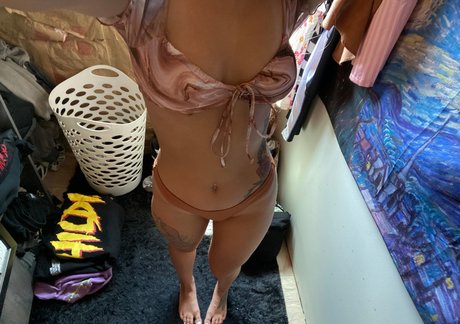 Pandahugz leaked onlyfans