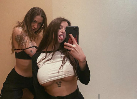 Rita Flores onlyfans leak new