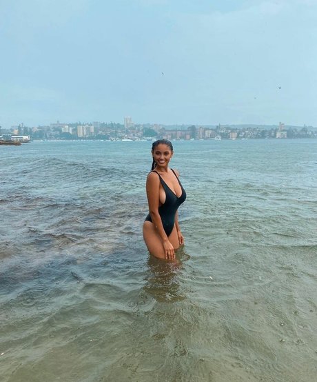 Chanelle Punton onlyfans photos