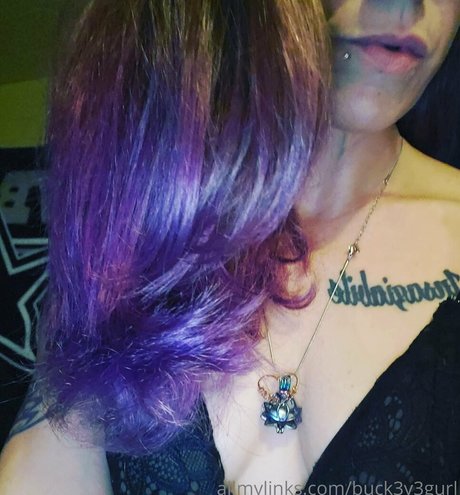 buck3y3gurl onlyfans nudes