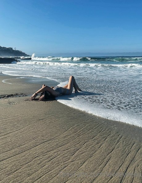 onlyviv4u onlyfans model images