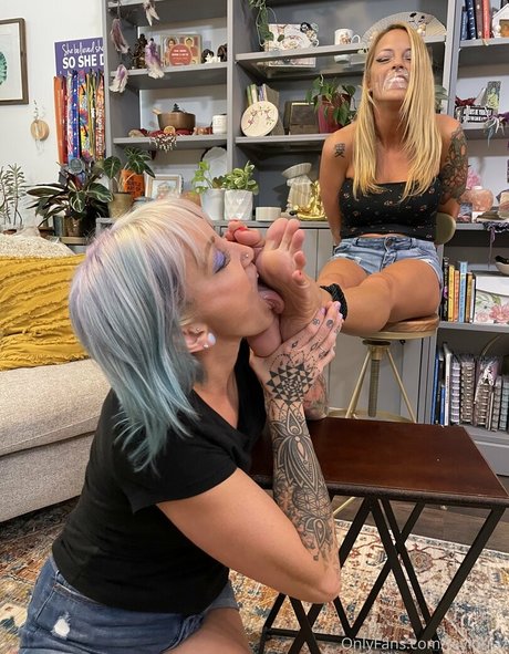 taylorraz onlyfans leak sex