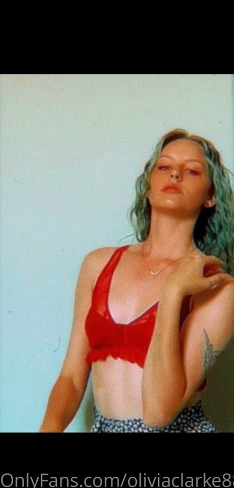 oliviaclarke88 onlyfans nude leaks