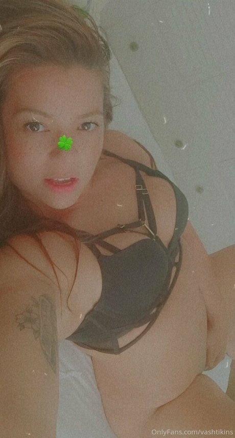 vashtikins nude onlyfans leak