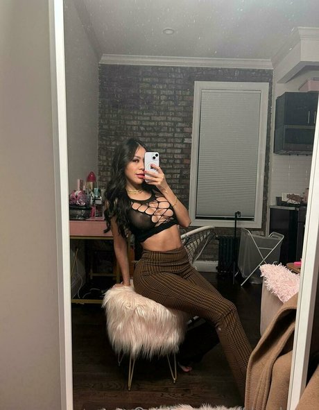 dreabuns topless onlyfans