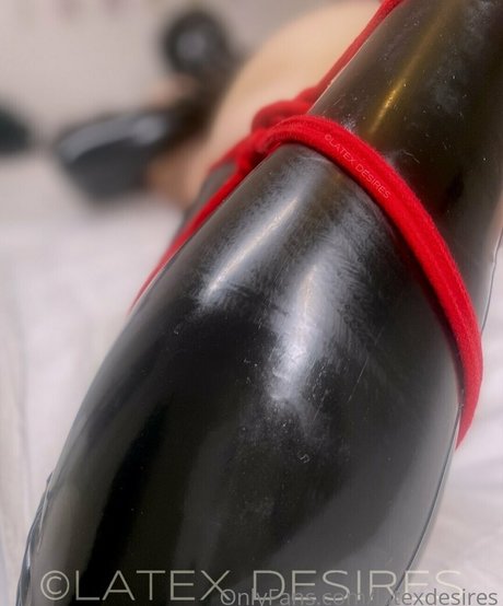 latexdesires nude only fans