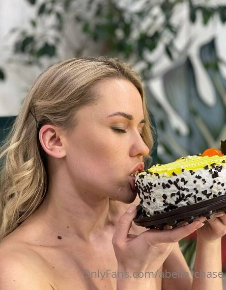 abella chase onlyfans sex