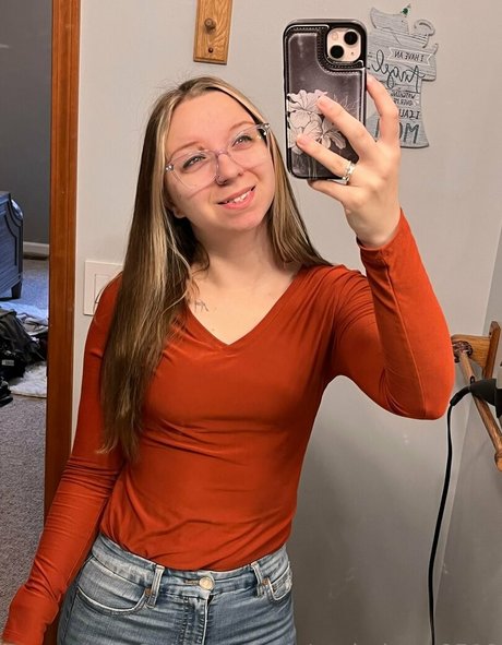 sashabae 9519 onlyfans leaj