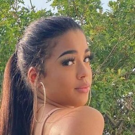 Journicarr onlyfans strip tease