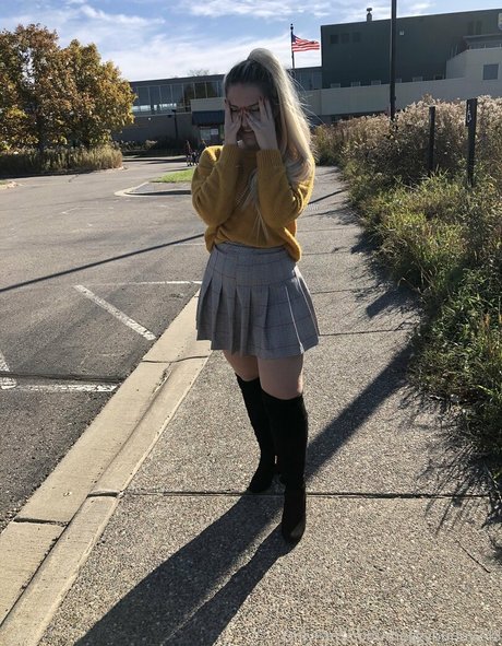 meggybunnyfree onlyfans leak fuck