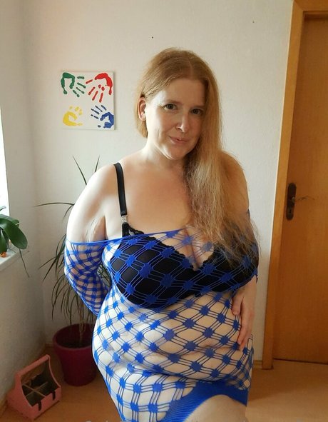 curlydreamsfree nude onlyfans