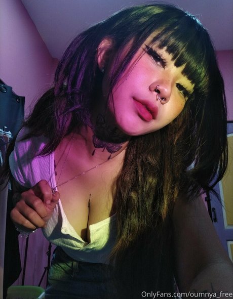 oumnya free nude porn onlyfans