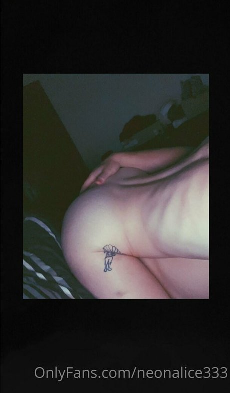 neonalice333 nudes onlyfans leaks