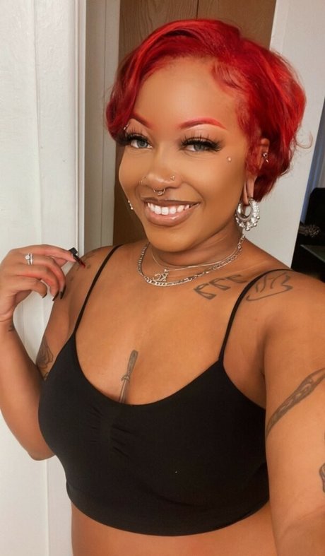 Lovelychanel onlyfans for free