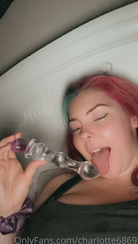 charlotte6869 onlyfans ass