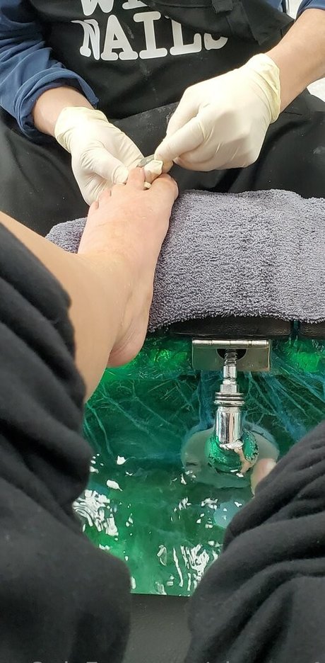 alexann4 onlyfans model images