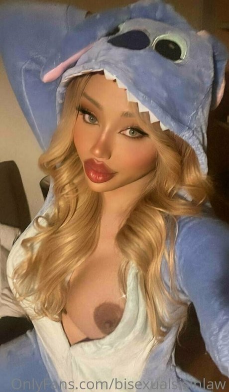 bisexualsisinlaw onlyfans striptease