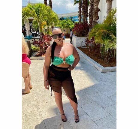 Lizzy Maguire onlyfans nudes leak