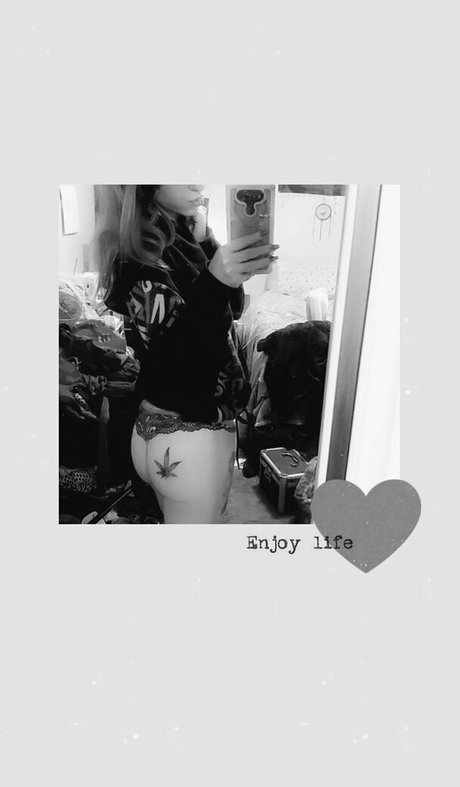 kaylaboo21 naked onlyfans leak