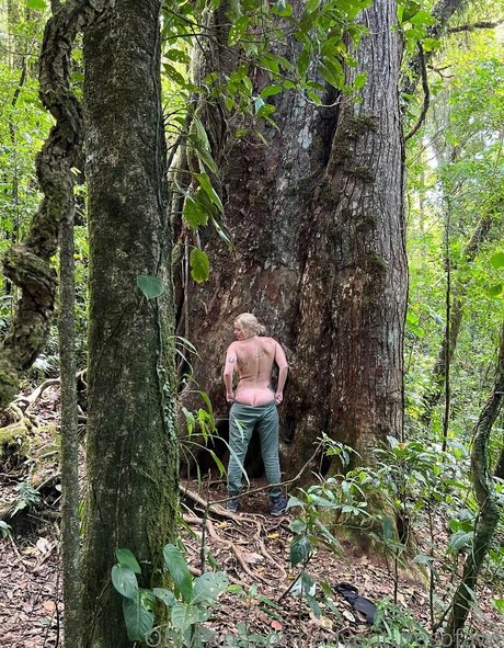 adventuresofawildthing onlyfans leaks