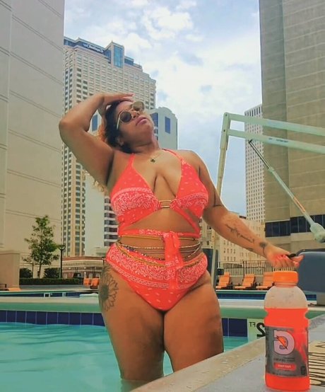 TheeChinaWhite leaked onlyfans sextape