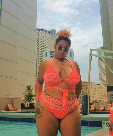 TheeChinaWhite onlyfans leaka