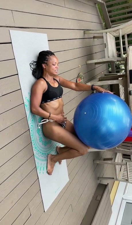 Lukwesa Burak leaked onlyfans pictures