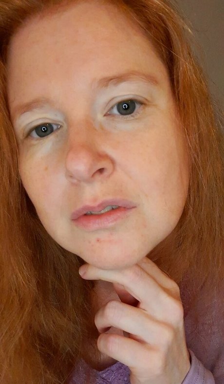 curlydreams onlyfans star