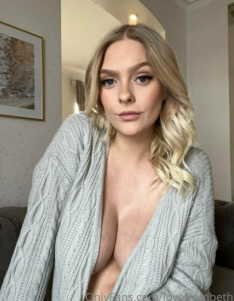 LoveFromBeth feet onlyfans