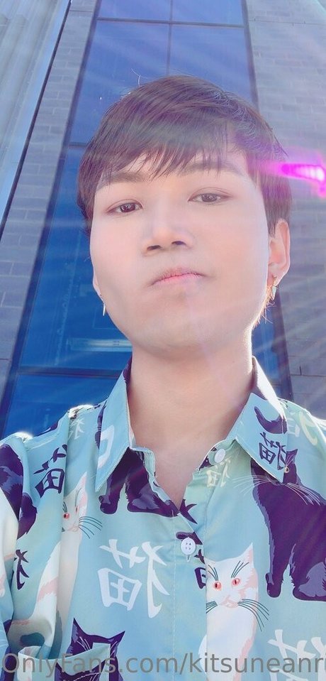 kitsuneanri tits onlyfans