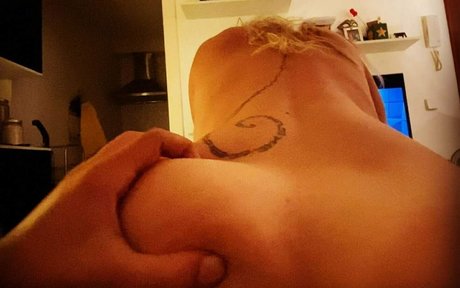 susitaxx onlyfans nudes