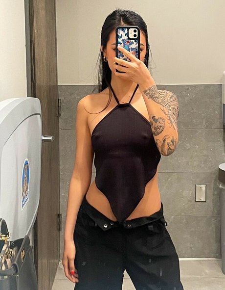 Roseunhinged leaked onlyfans pictures