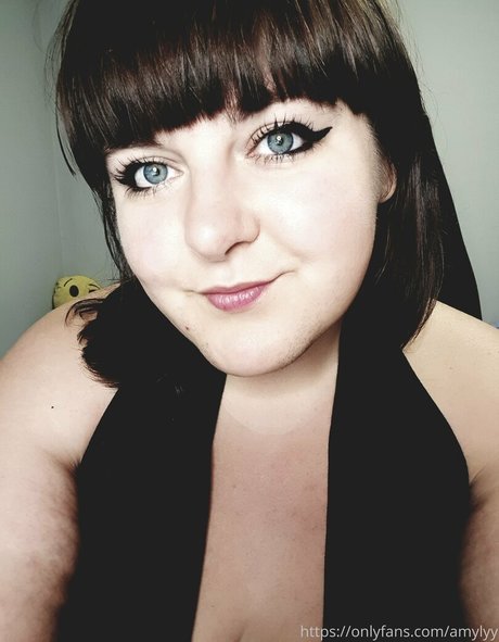 amylyy only fans pic