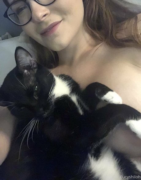 lucyshilohcam Profile pic