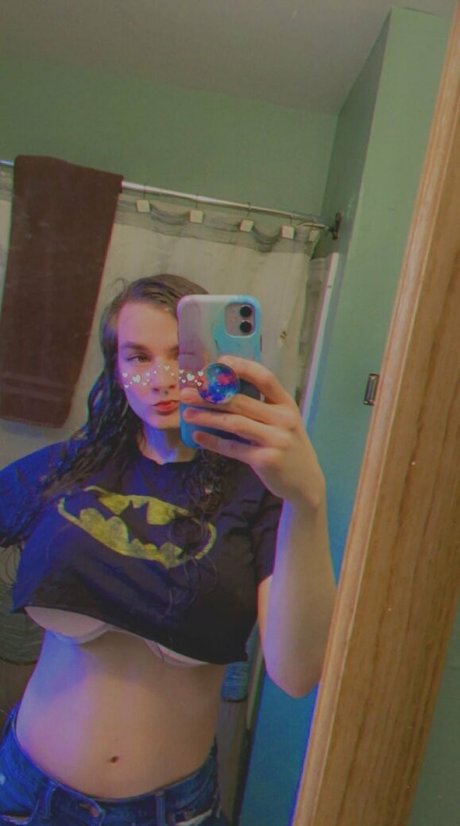 kylieaegis onlyfans leak ass