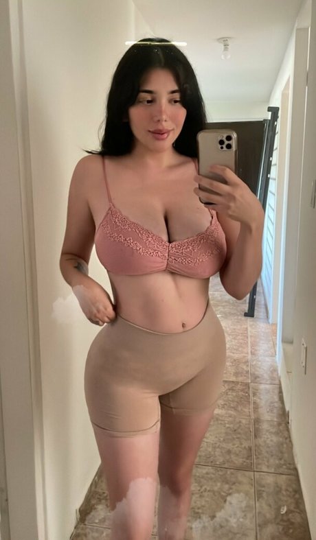 Miamorlozano onlyfans model