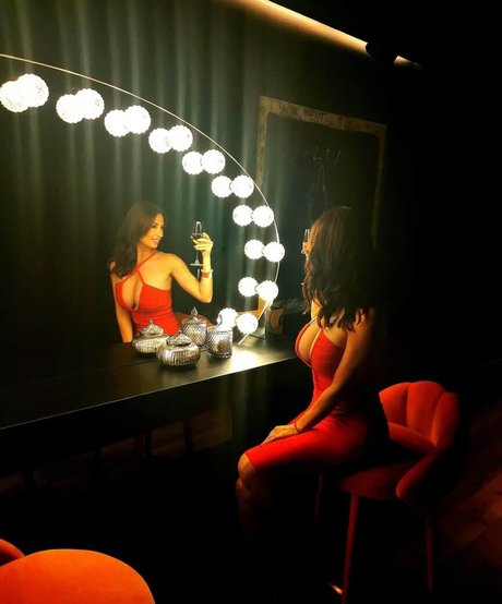 Lara Moreno onlyfans content