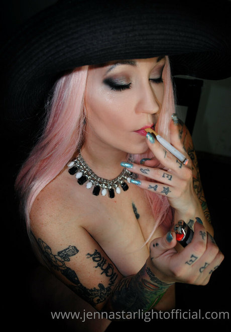 jennastarlightfree onlyfans nudes
