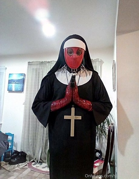 sir latexman xxx only fans