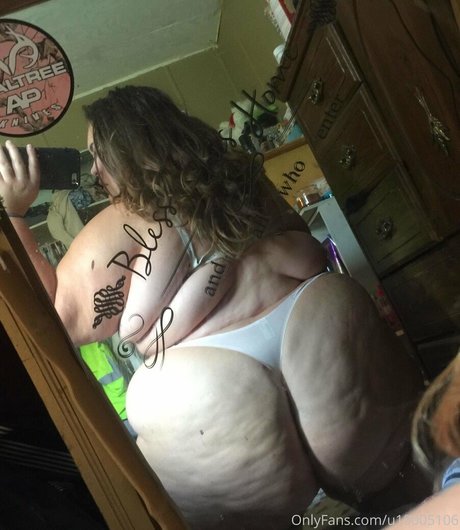 thiccyyy2thicc onlyfans content