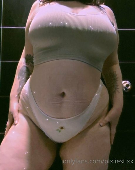 pixiiestixx onlyfans leaks naked