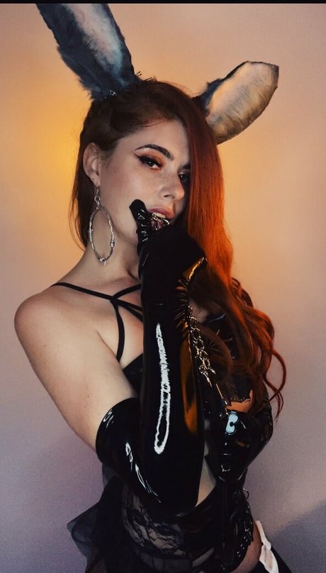 beautiful big boobs onlyfans hot sexy self-portrait