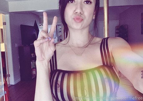 lexirosewatermefree nude onlyfans leak