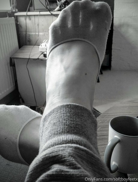 softboyfeetx leak onlyfans porn