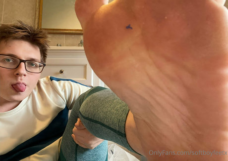 softboyfeetx onlyfans model